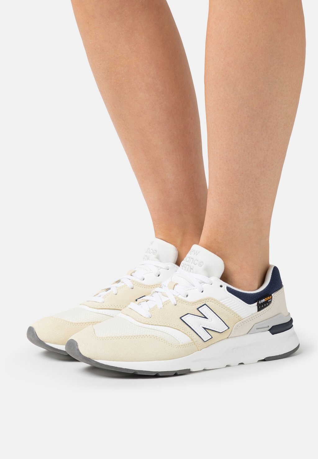 

Кроссовки New Balance Cw997, сияние рассвета