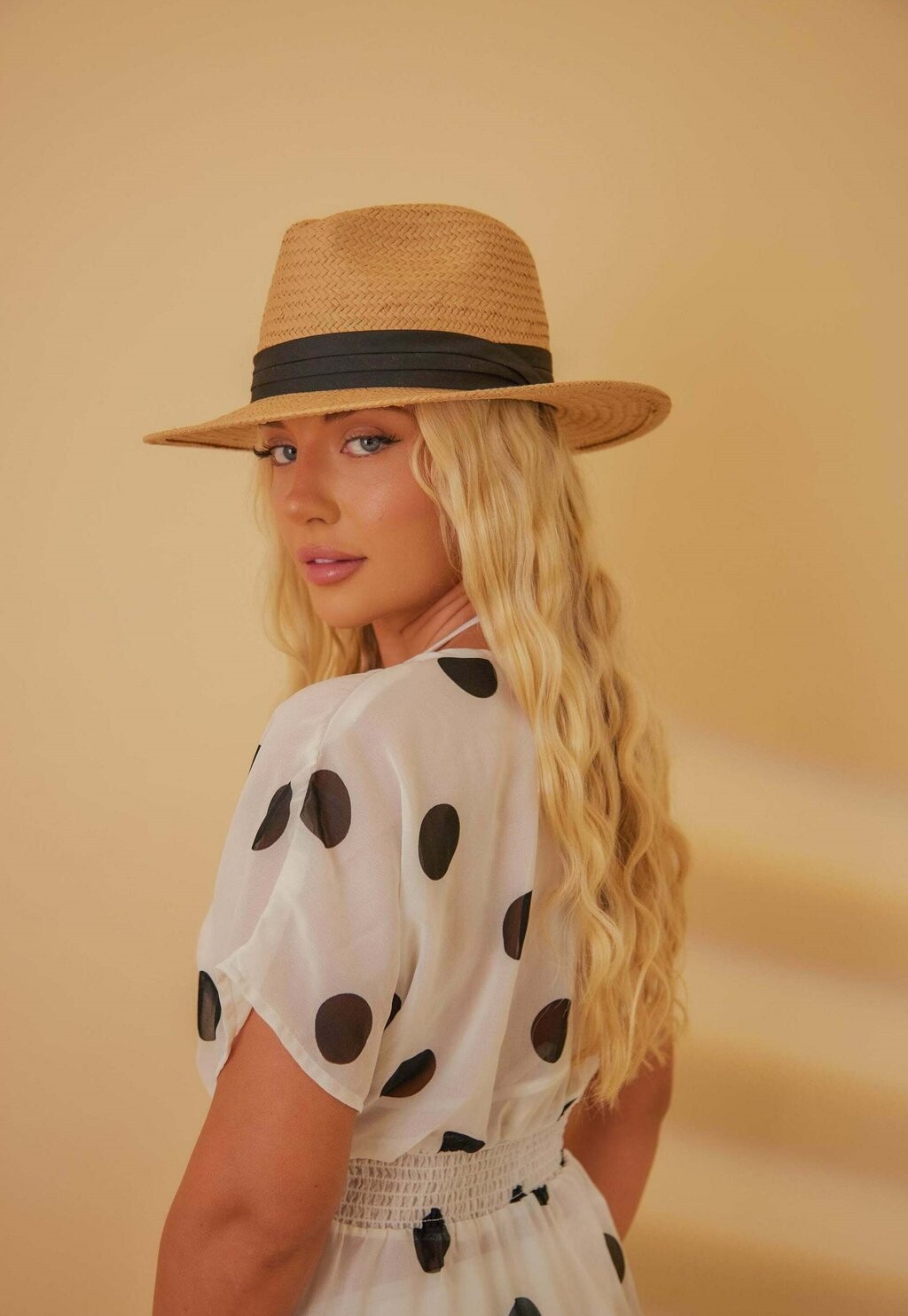 

Шляпа My Accessories London, бежевый