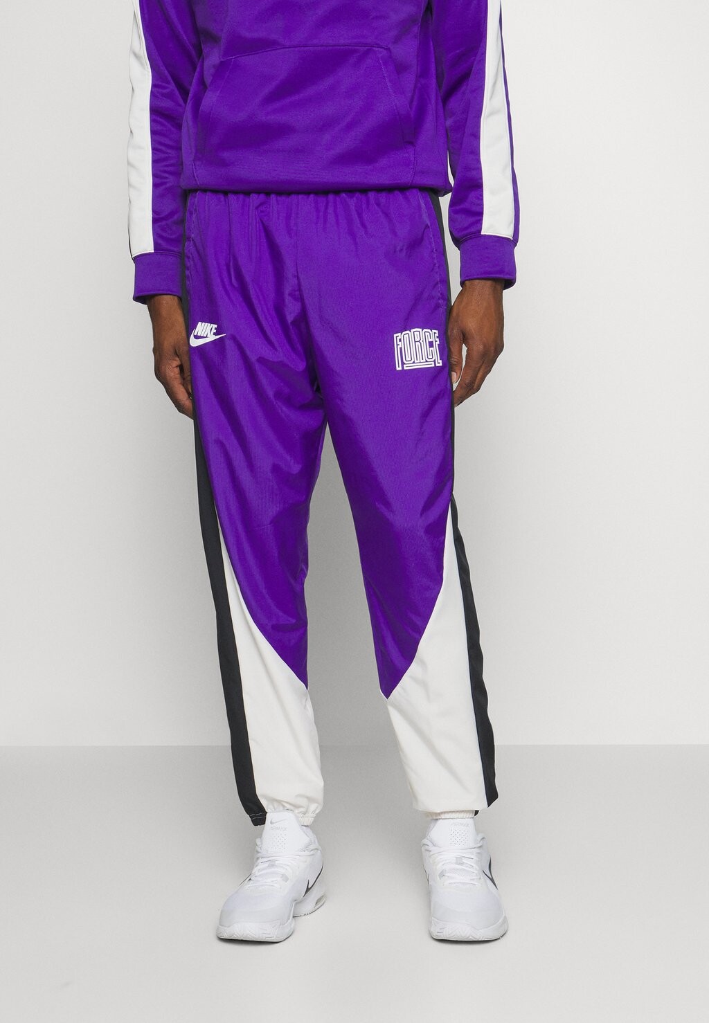

Спортивные брюки M NK START5 WVN PANT Nike, черный/фантом/фиолетовый