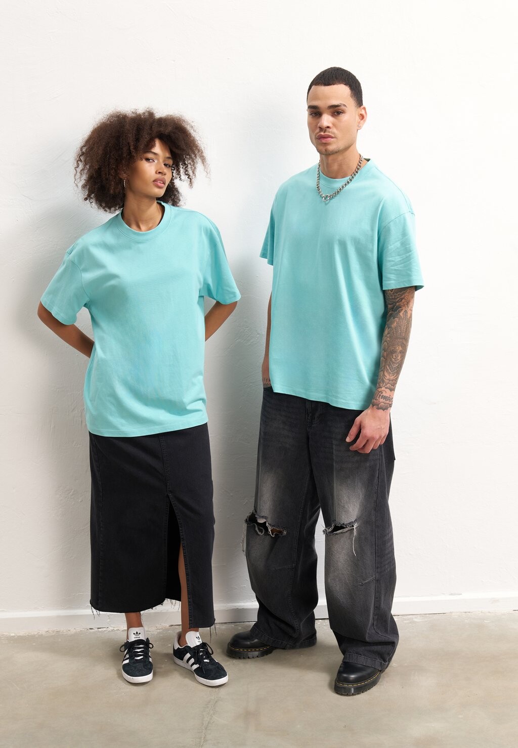 

Базовая футболка Unisex YOURTURN, синяя
