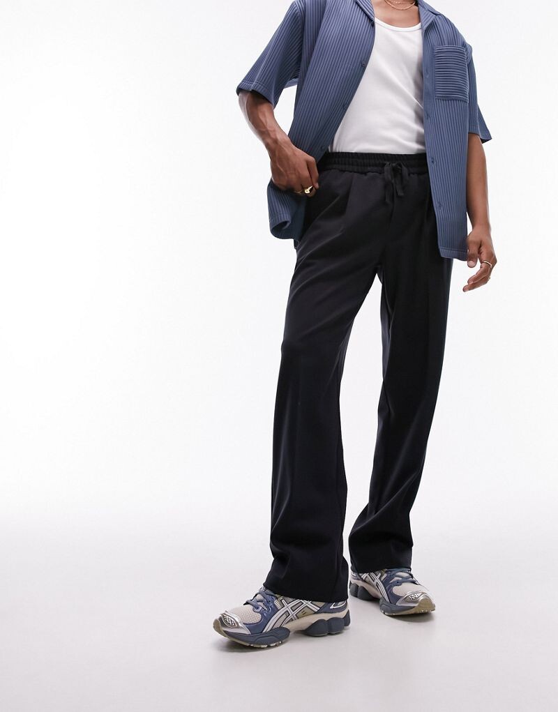

Черные эластичные широкие джоггеры Topman