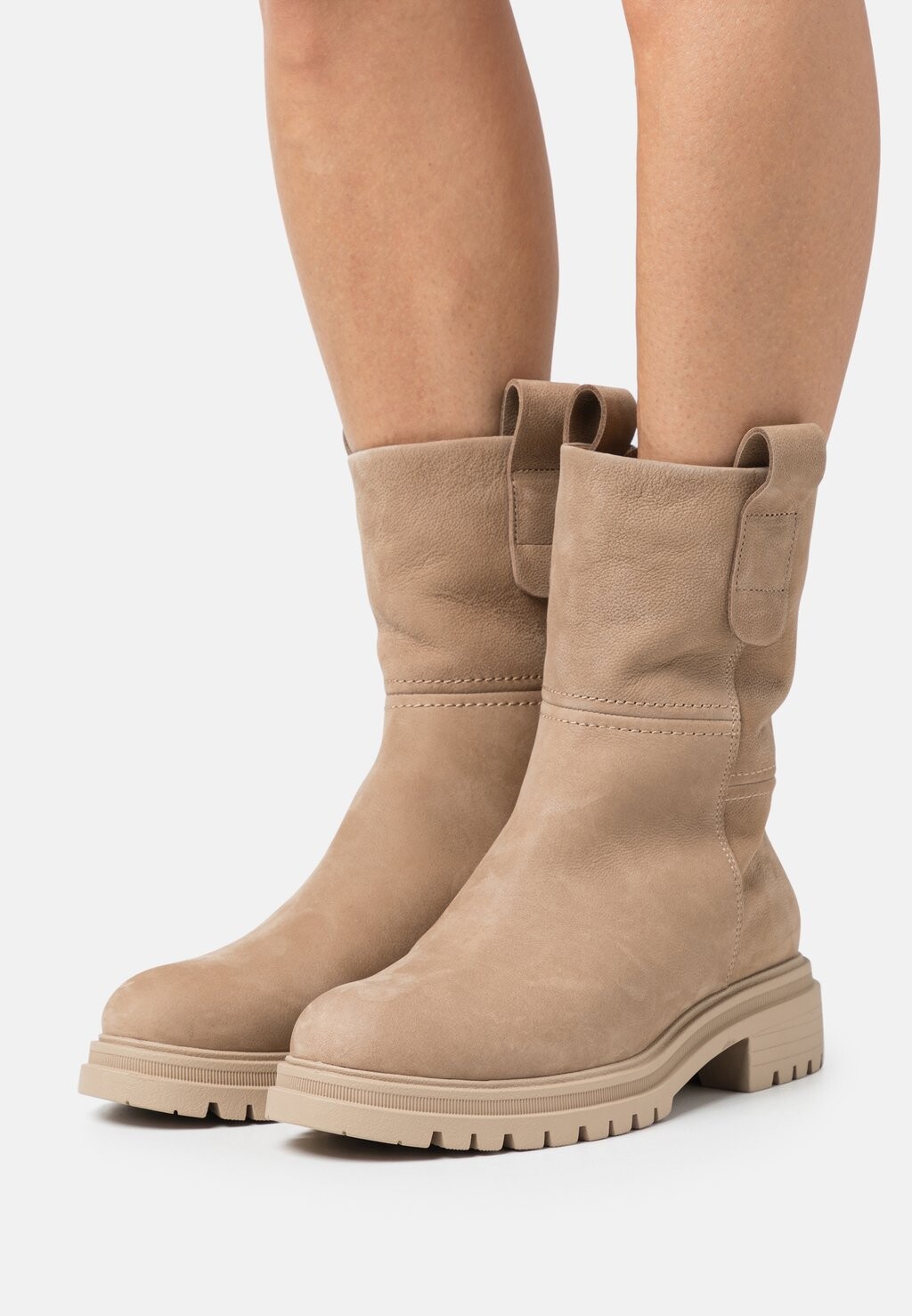 

Ботинки Tamaris, цвет camel