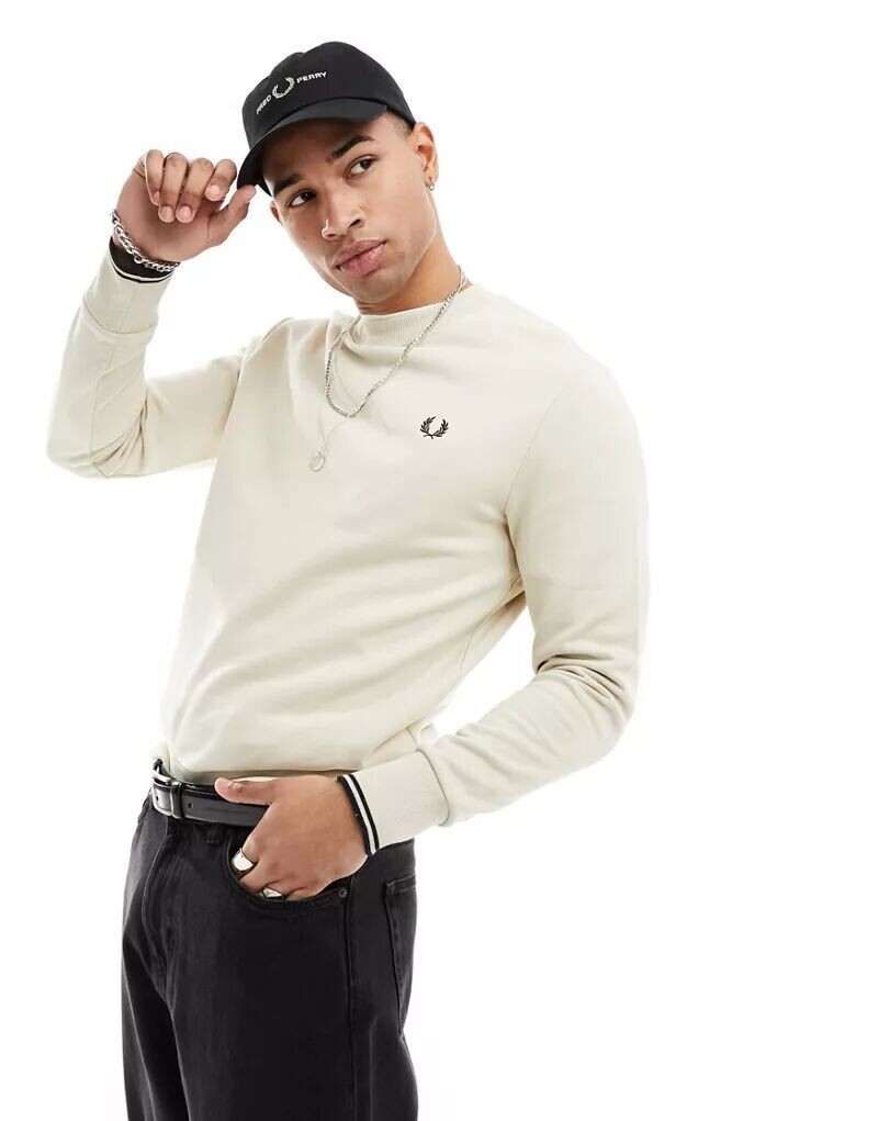 

Толстовка Fred Perry цвета экрю с круглым вырезом и отделкой, Серый