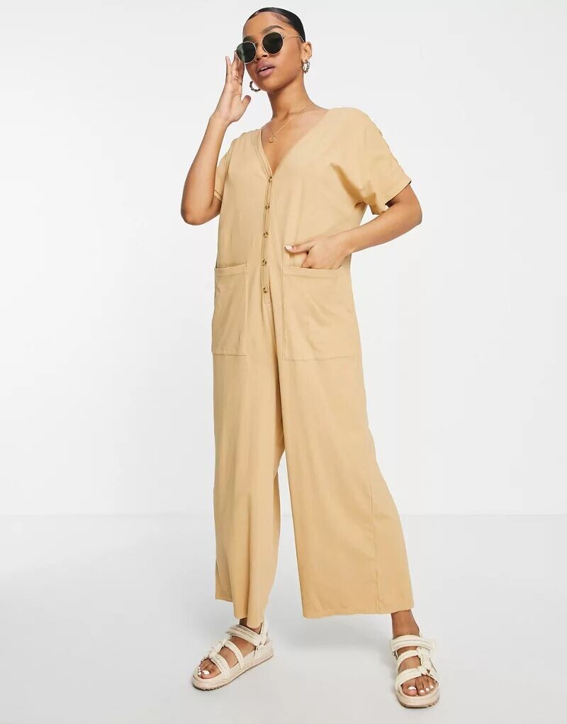 

Комбинезон оверсайз с каменными пуговицами ASOS