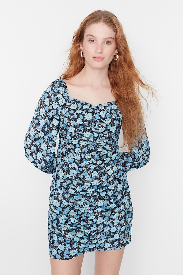 Короткое платье с цветочным принтом Trendyol, синий
