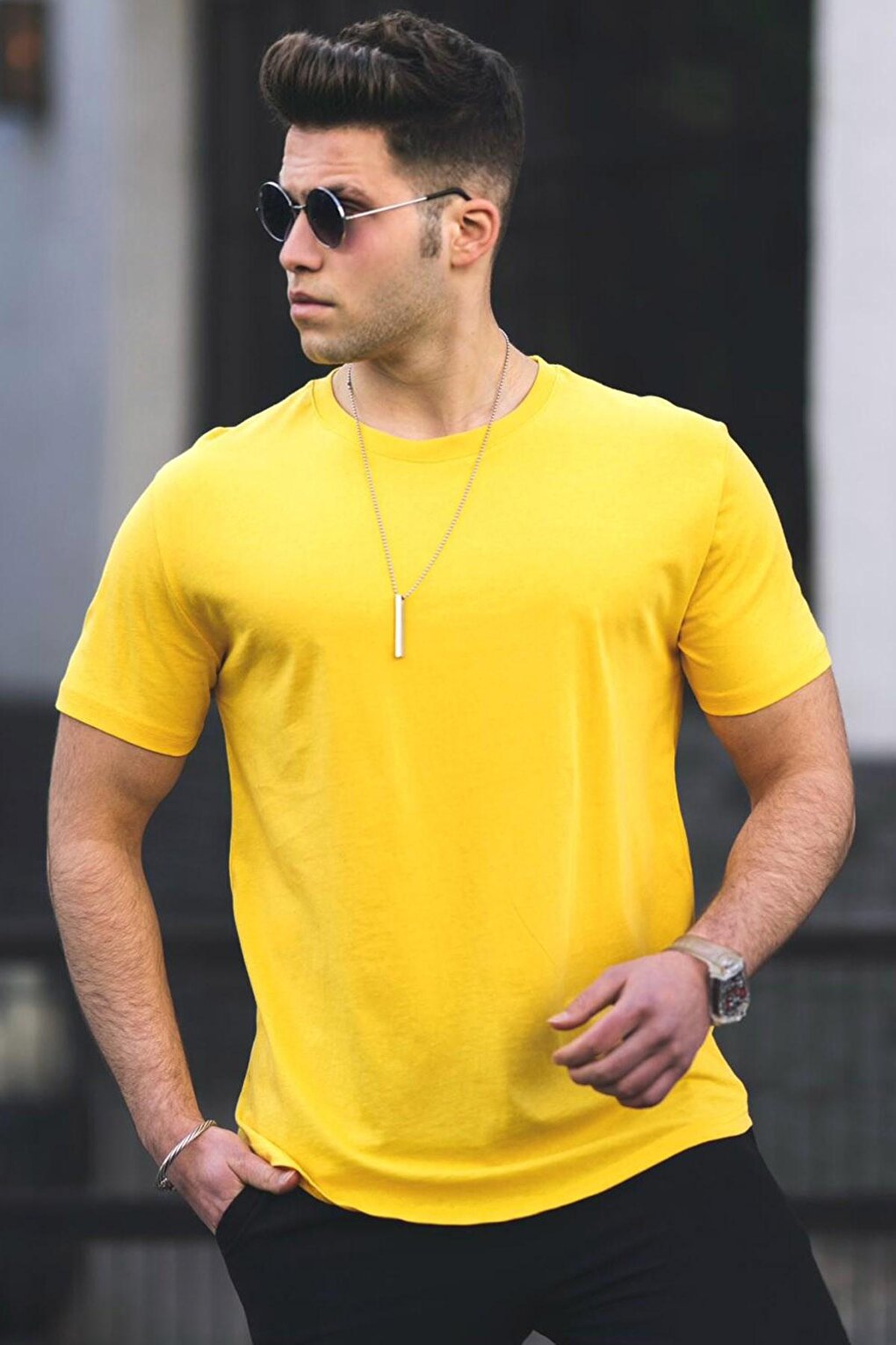 Желтая мужская футболка 4951 MADMEXT