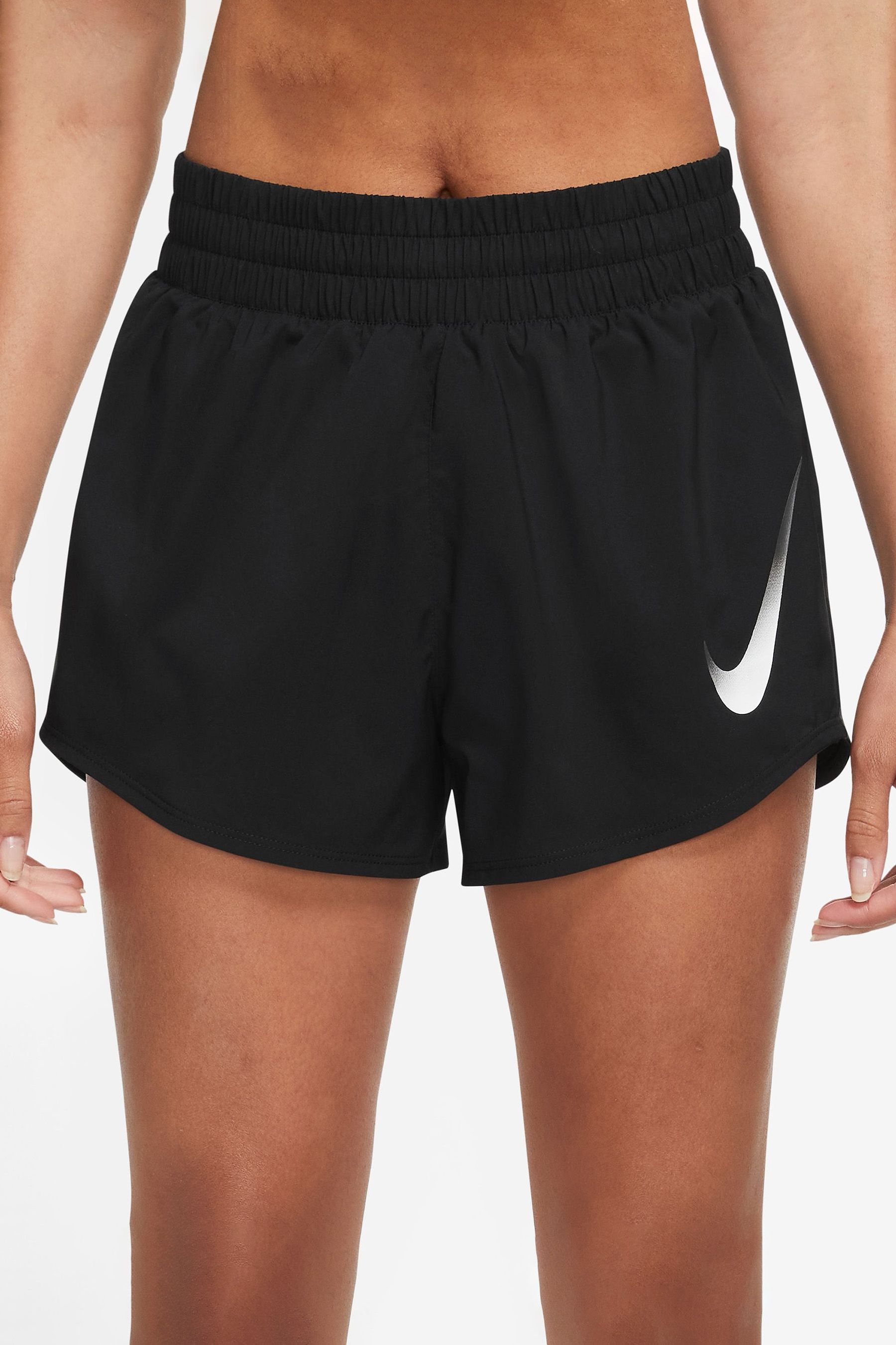 цена Шорты с логотипом Swoosh Nike, черный