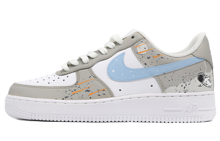 

Кроссовки унисекс Nike Air Force 1 Low Skate