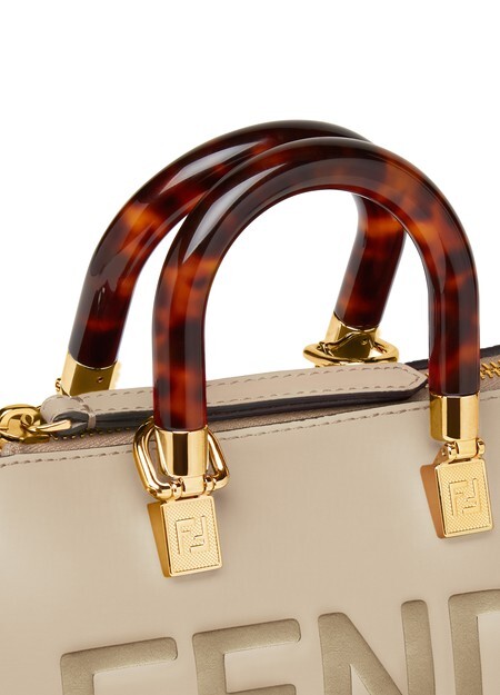 

Мини-сумка By The Way Fendi, бежевый