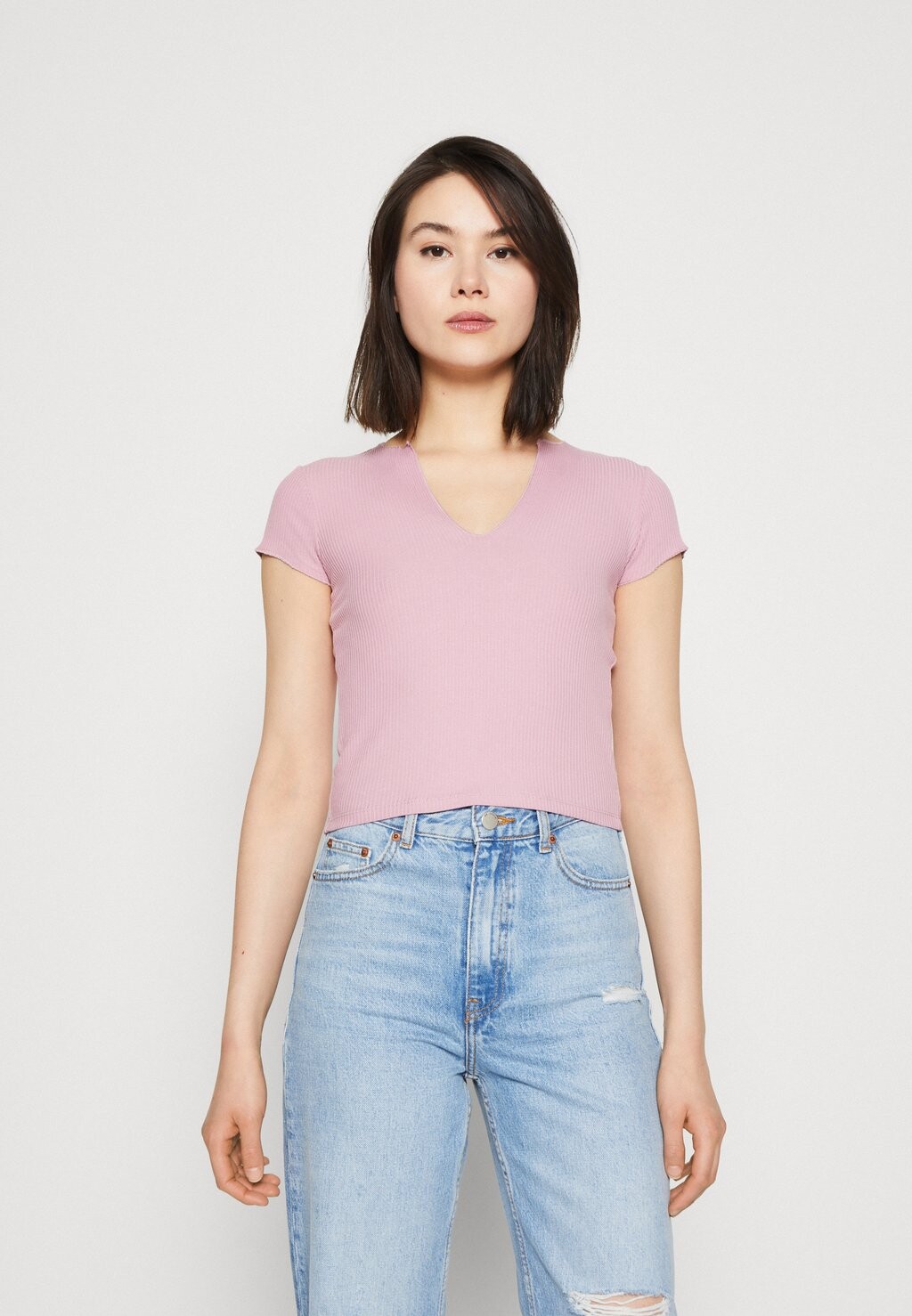 

Базовая футболка BDG Urban Outfitters, Розовый