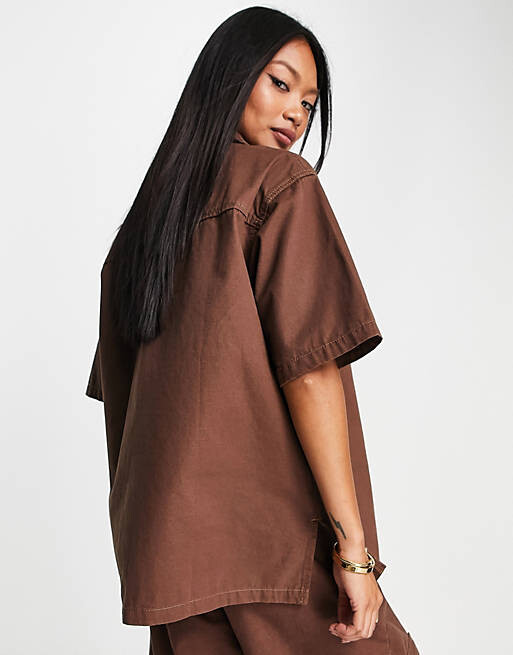 

Коричневая рубашка свободного кроя ASOS DESIGN