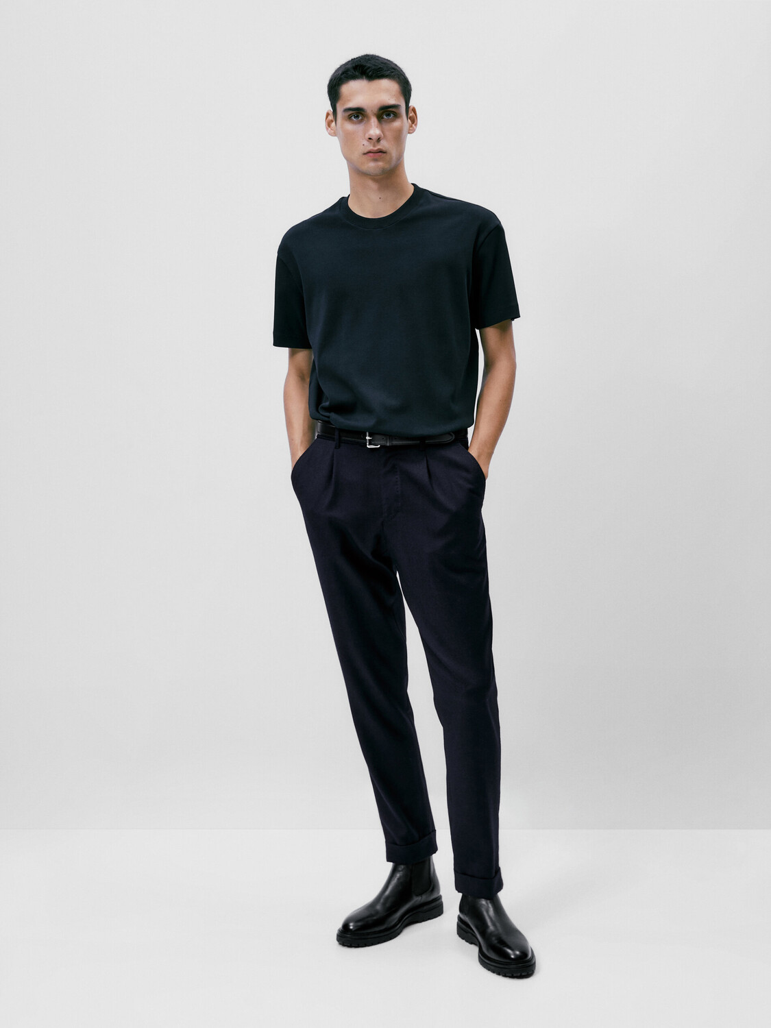 

Футболка средней плотности из 100% хлопка Massimo Dutti, темно-синий
