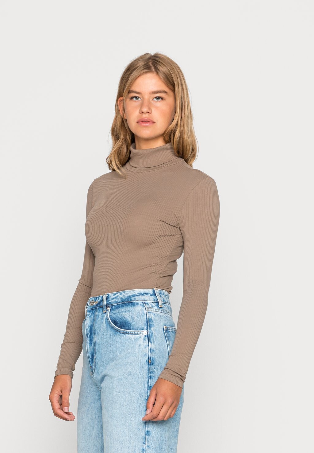 

Футболка с длинным рукавом PCKITTE ROLLNECK Pieces, ископаемое