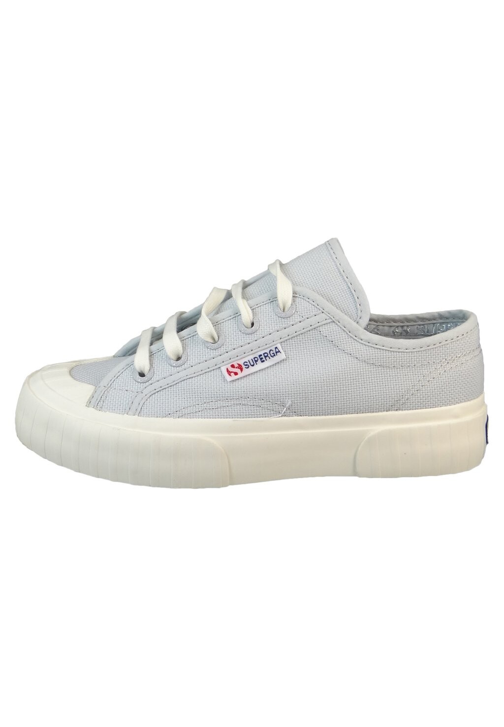 

Кроссовки Superga