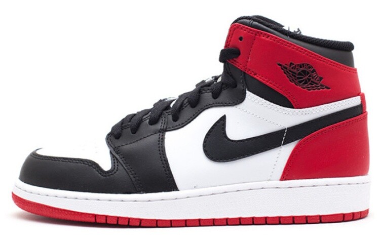 

Кроссовки Jordan 1 Retro с черным носком, 2013 г. (GS)