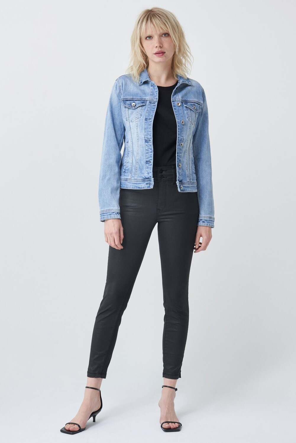 

Джинсовая куртка Salsa Jeans