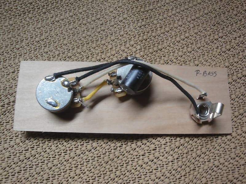 

Басс гитара Wiring Harness for Fender P-Bass Cts Split Shaft Stk Switchcraft
