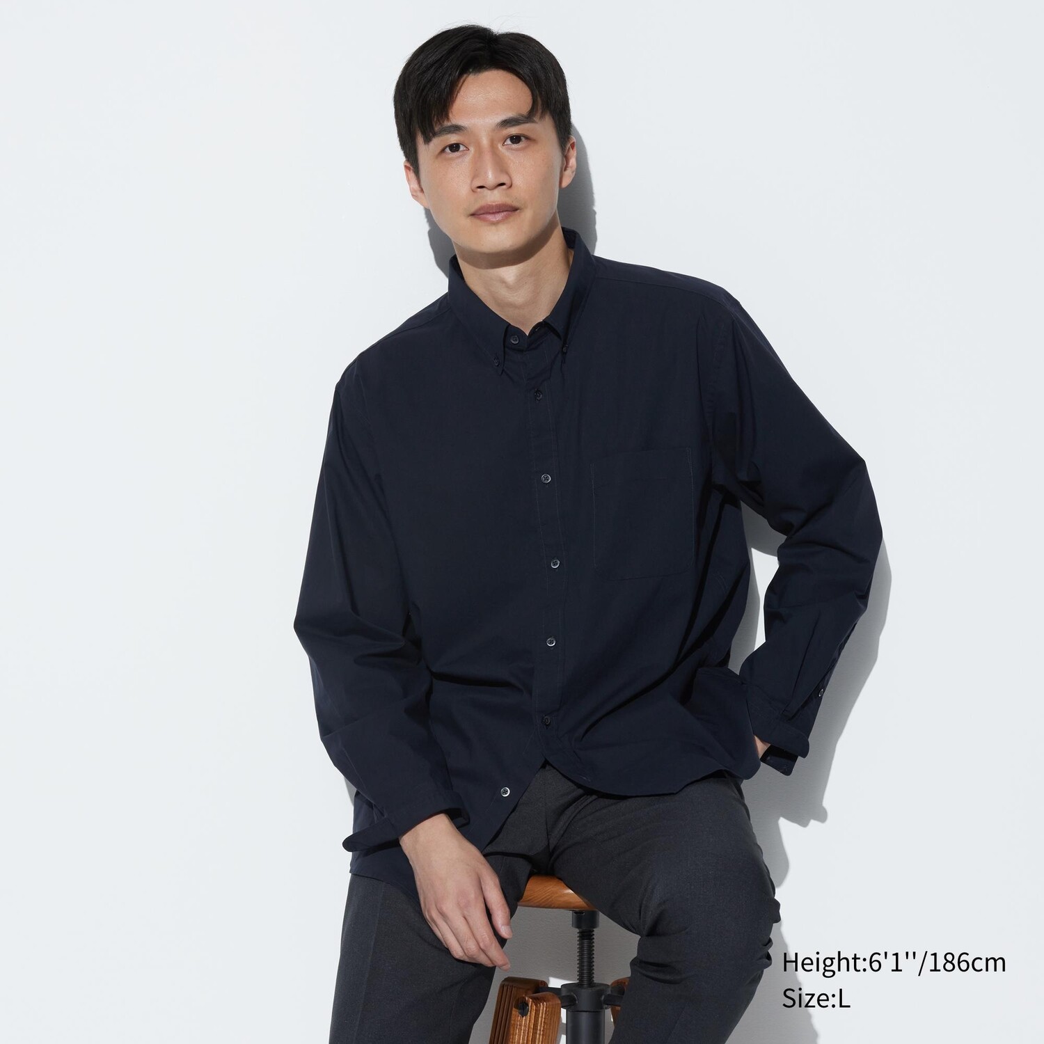 

Рубашка UNIQLO из тонкого хлопка стандартного кроя, темно-синий