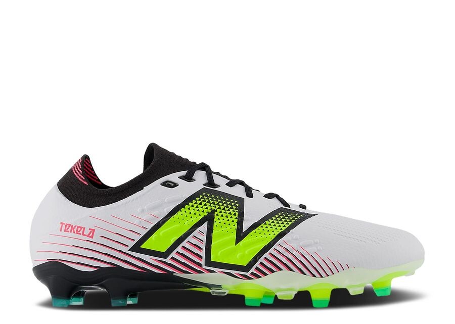 

Кроссовки New Balance New Balance Tekela V4+ Pro Low FG, цвет United In FuelCell Pack