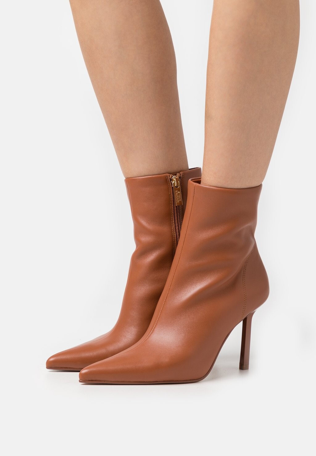 

Ботильоны на высоком каблуке Steve Madden