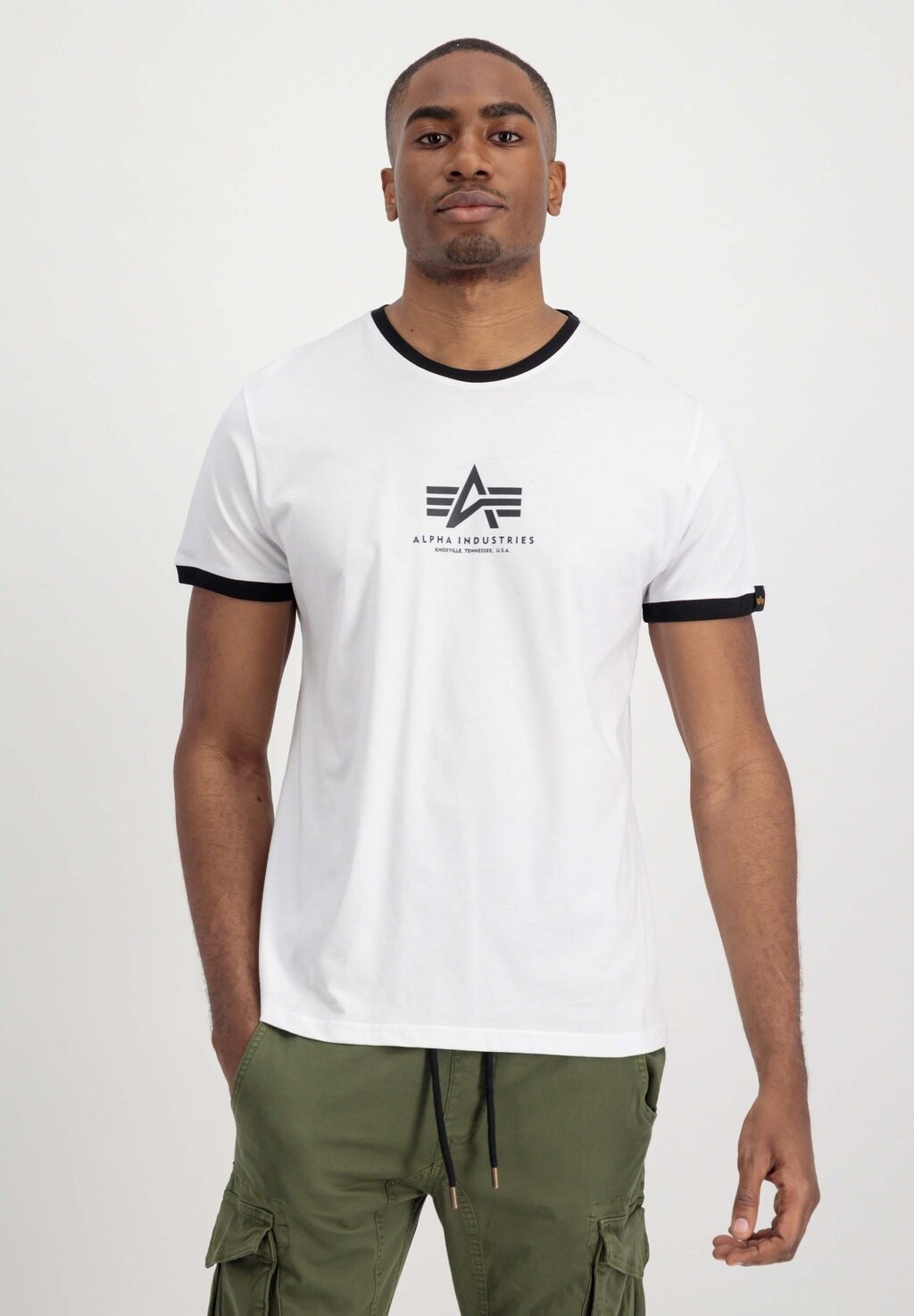 

Футболка с принтом Alpha Industries, белый