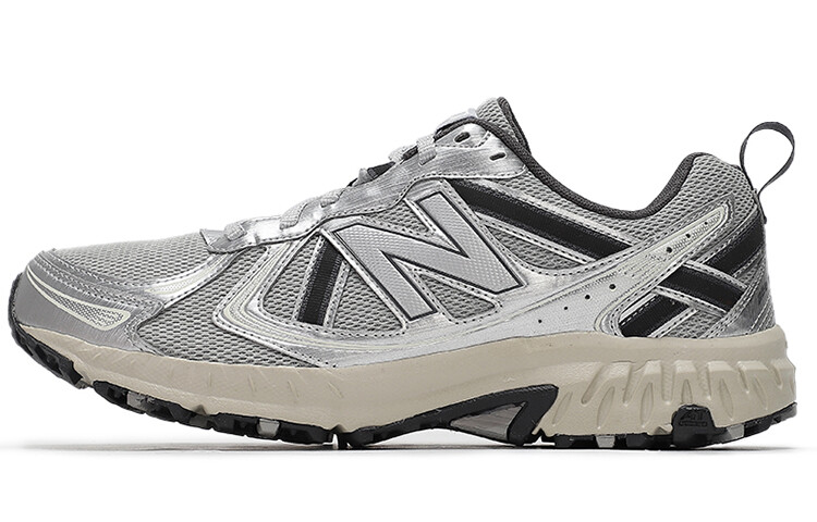 

Кроссовки New Balance 410 v5, серебряный