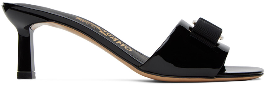 

Черные босоножки на каблуке с бантом Vara Ferragamo