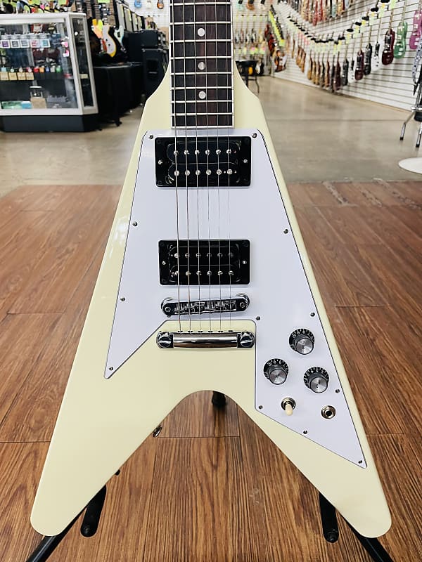 Электрогитара Gibson 70’s Flying V reissue 2022 - Classic White