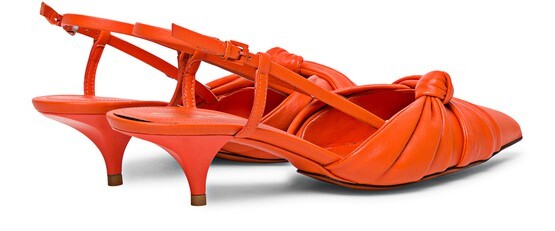 

Кожаная пятка на среднем каблуке Santoni