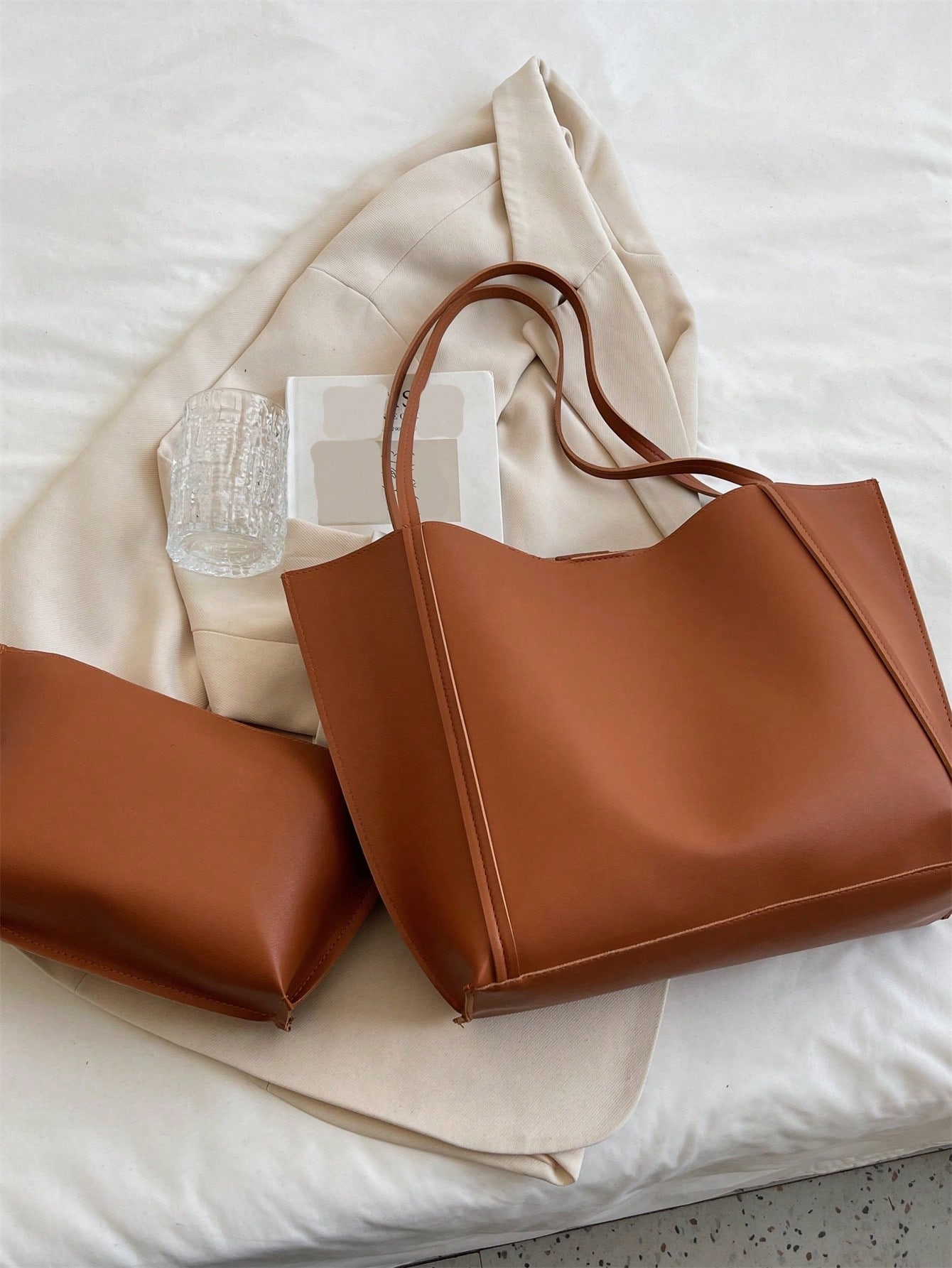 Большая вместительная сумка через плечо, коричневый