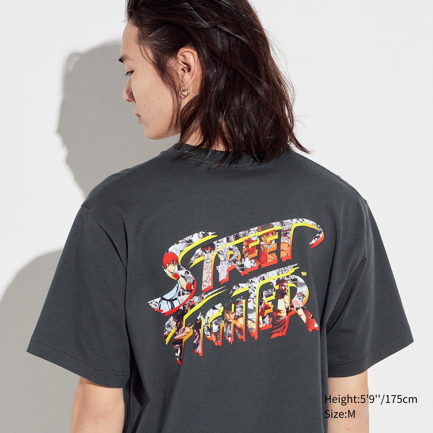 

Футболка Uniqlo Fighting Game Legends Street Fighter, темно-серый