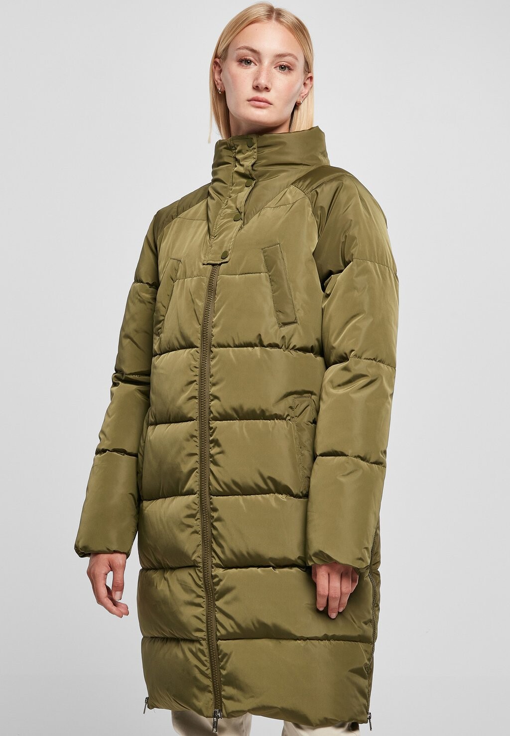 

Зимнее пальто Urban Classics, оливковый, Зеленый
