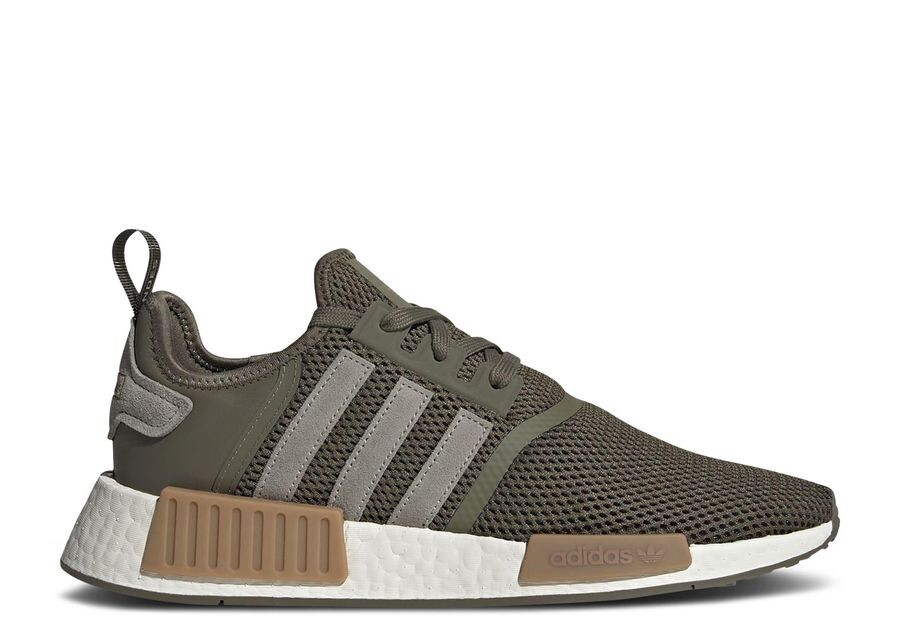 

Кроссовки adidas NMD_R1, цвет Olive Strata Silver Pebble