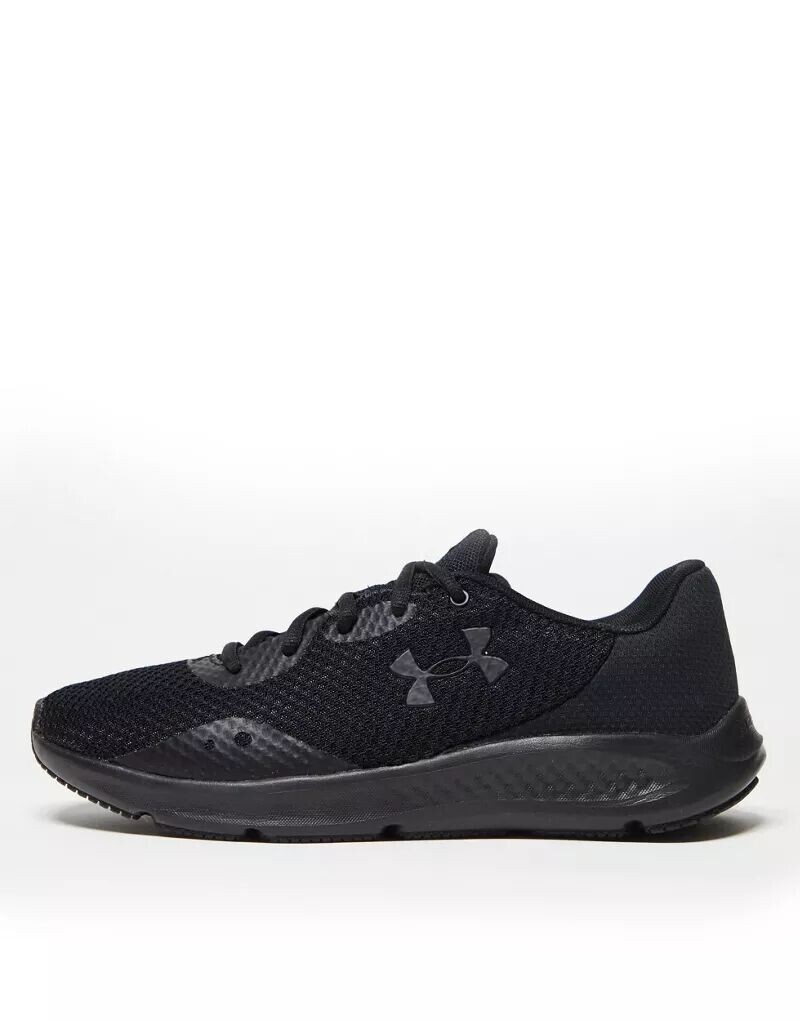 

Черные кроссовки Under Armour Charged Pursuit 3