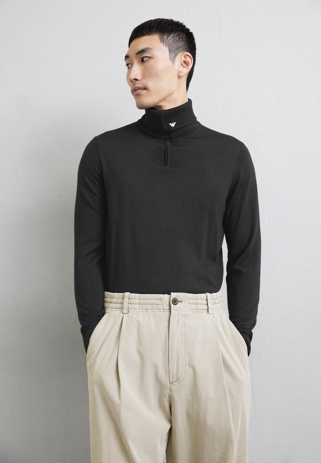 

Свитер Emporio Armani