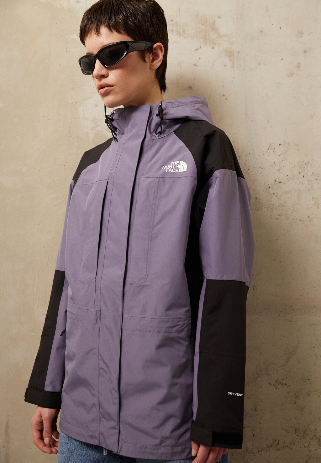 

Водонепроницаемая куртка The North Face