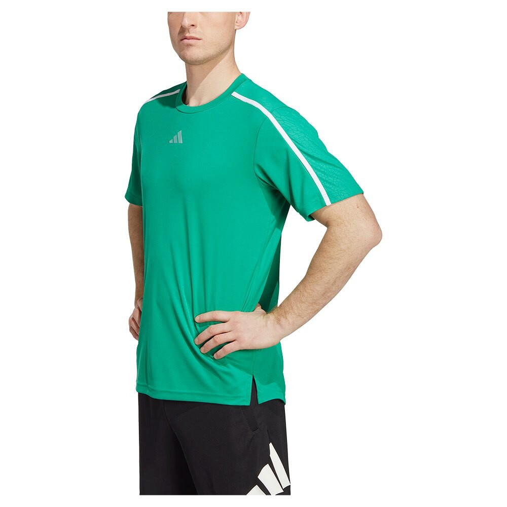 

Футболка adidas Wo Base, зеленый