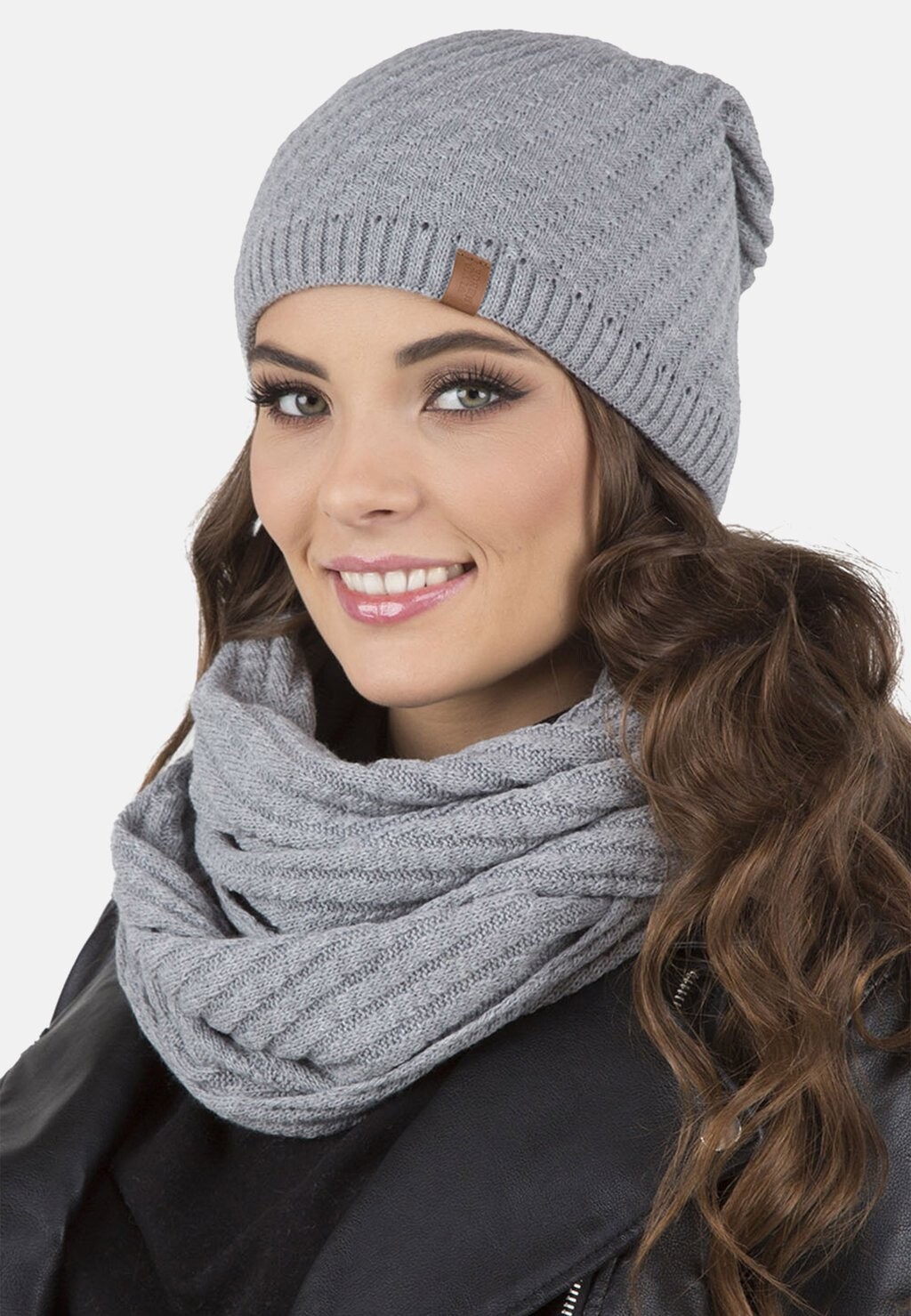 

Утеплитель для шеи 7017 Комплект Шапка И Шарф Vivisence, цвет light grey