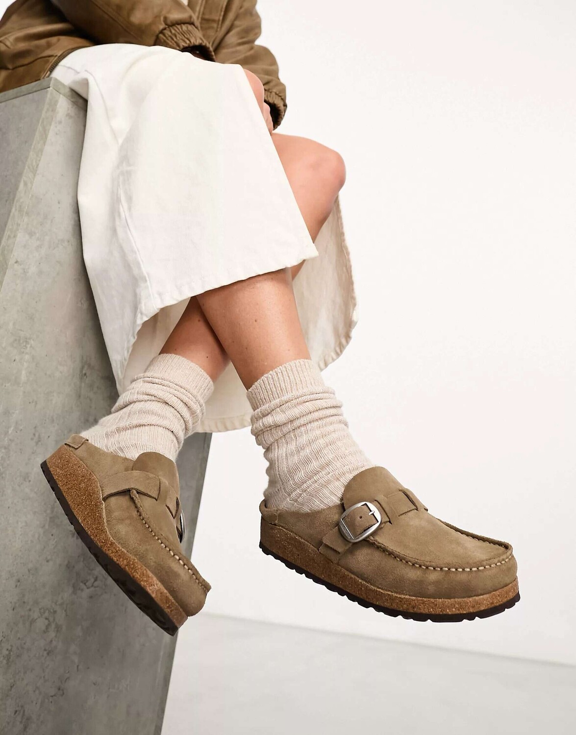 

Мюли Birkenstock Buckley из темно-коричневой замши