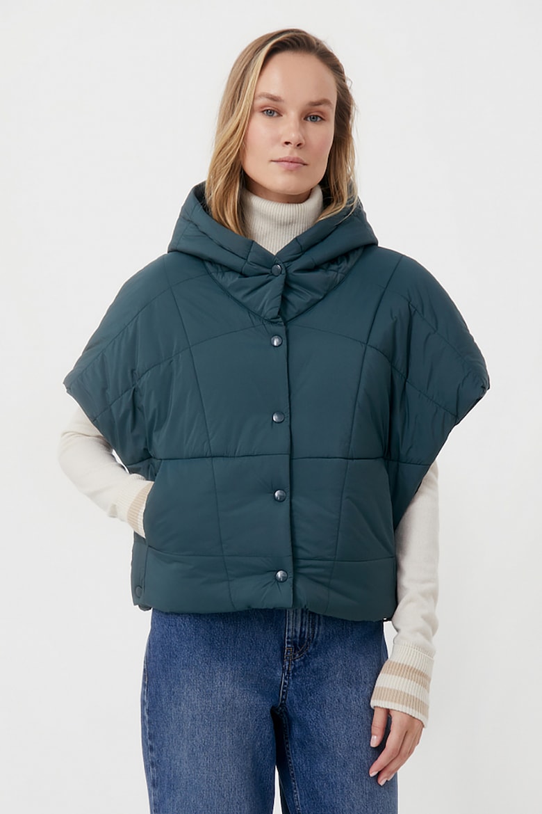цена Стеганая зимняя куртка с короткими рукавами Finn Flare, зеленый