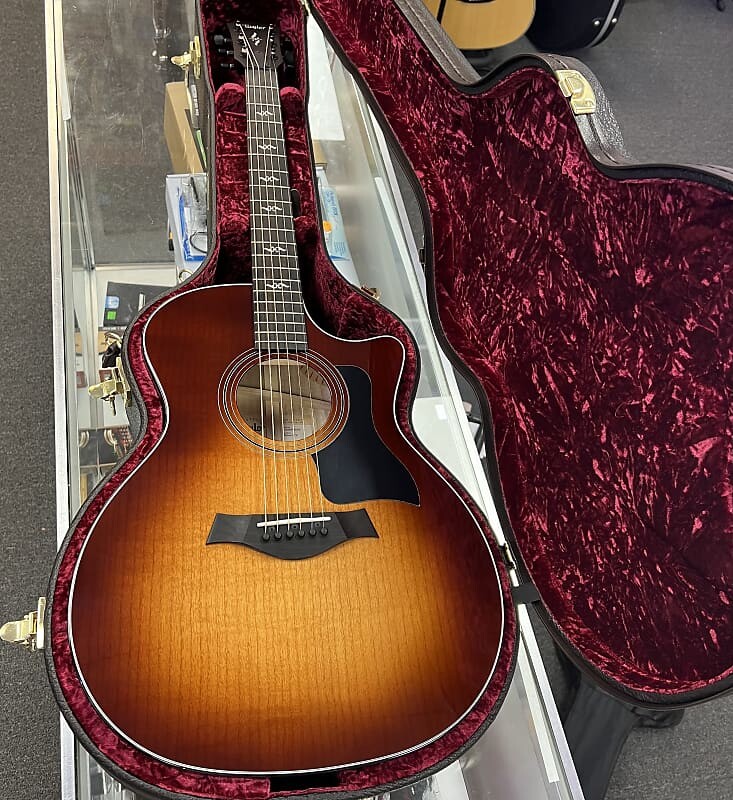 

Акустическая гитара Taylor 424ce LTD Urban Ash Acoustic Electric with Case - Western Sunburst