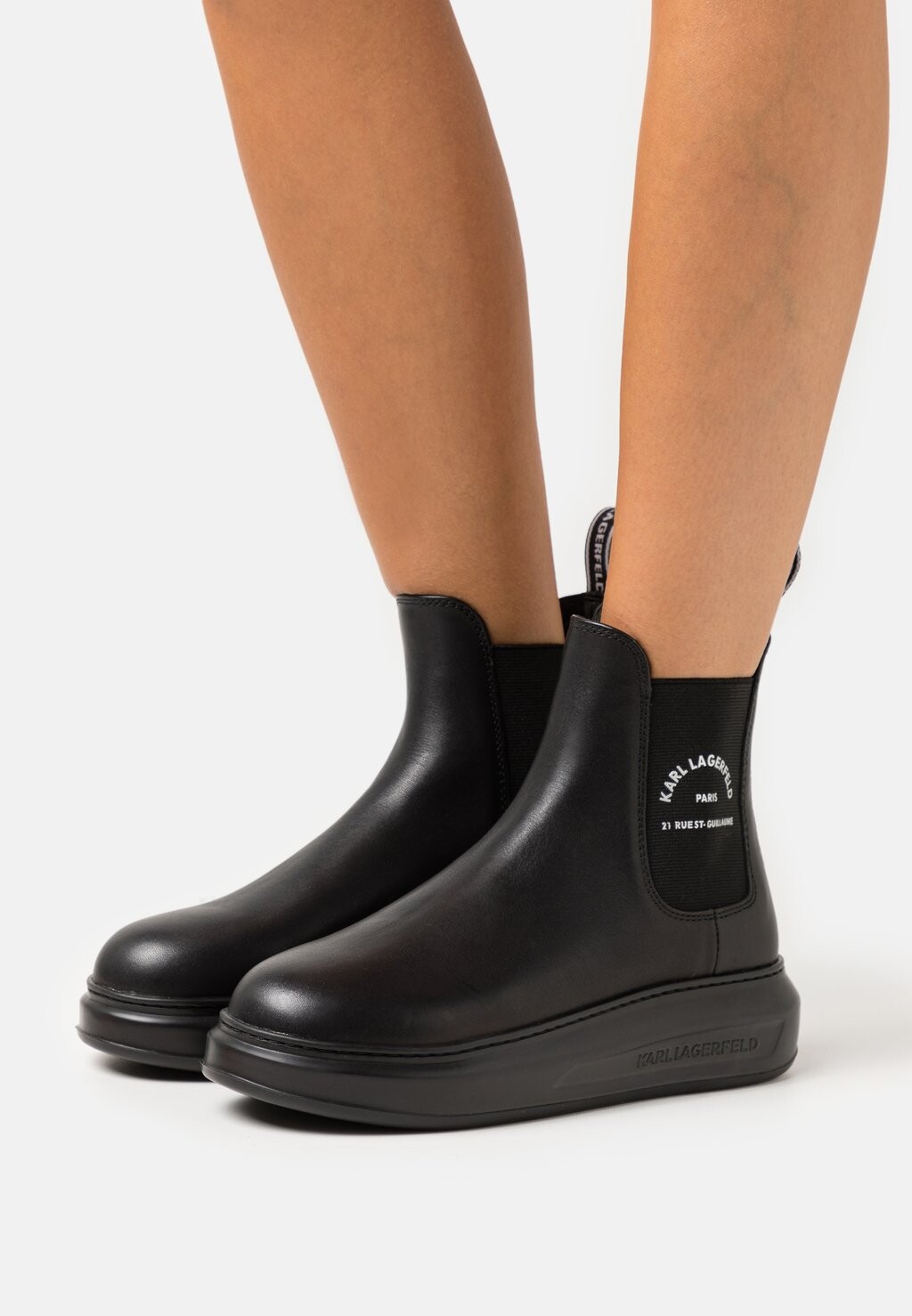 

Ботильоны на платформе KAPRI MAISON GORE MID BOOT KARL LAGERFELD, черный
