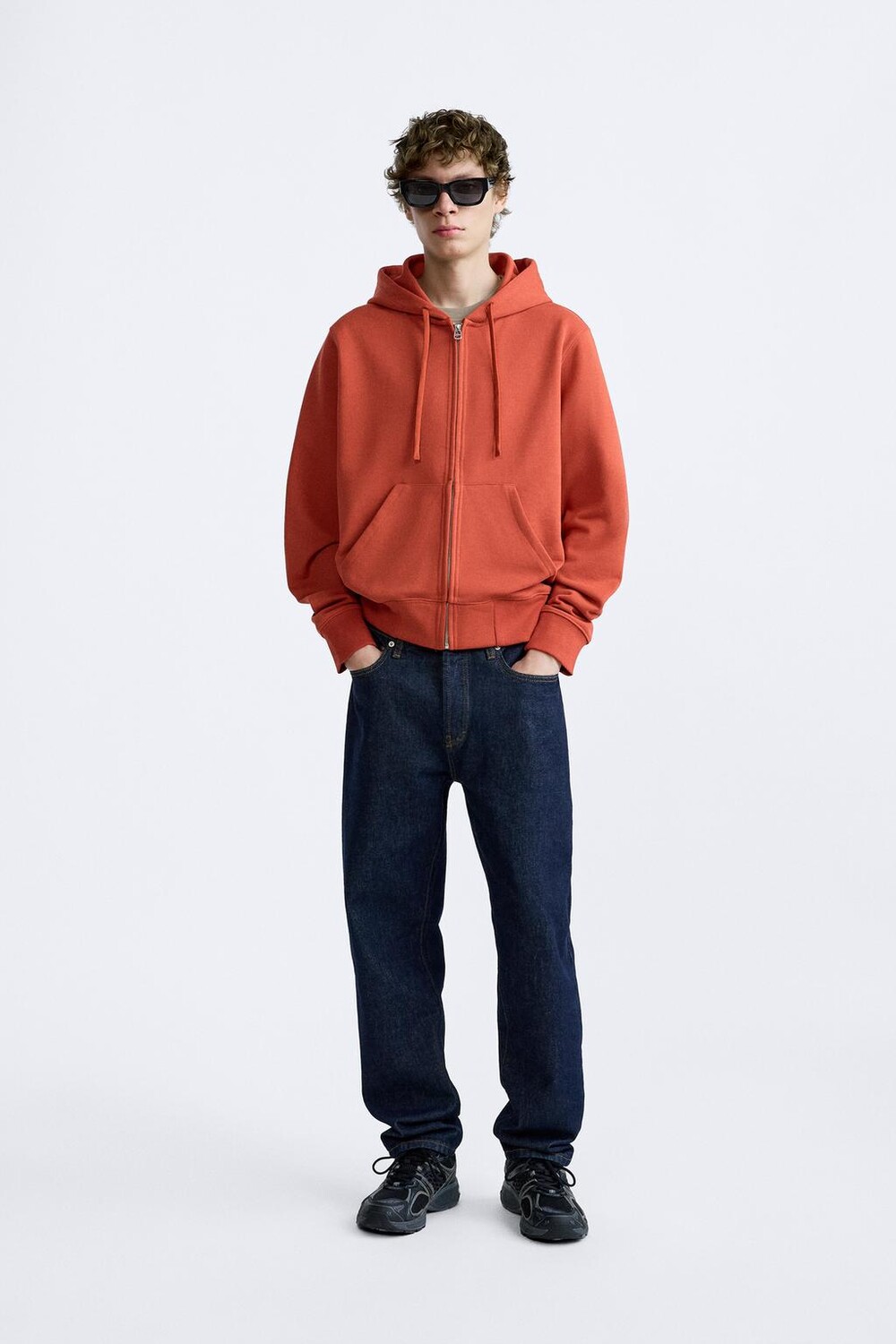 

Свитшот на молнии ZARA, коралл