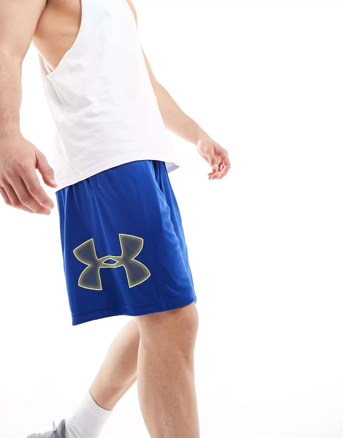 

Синие шорты с рисунком Under Armour Tech