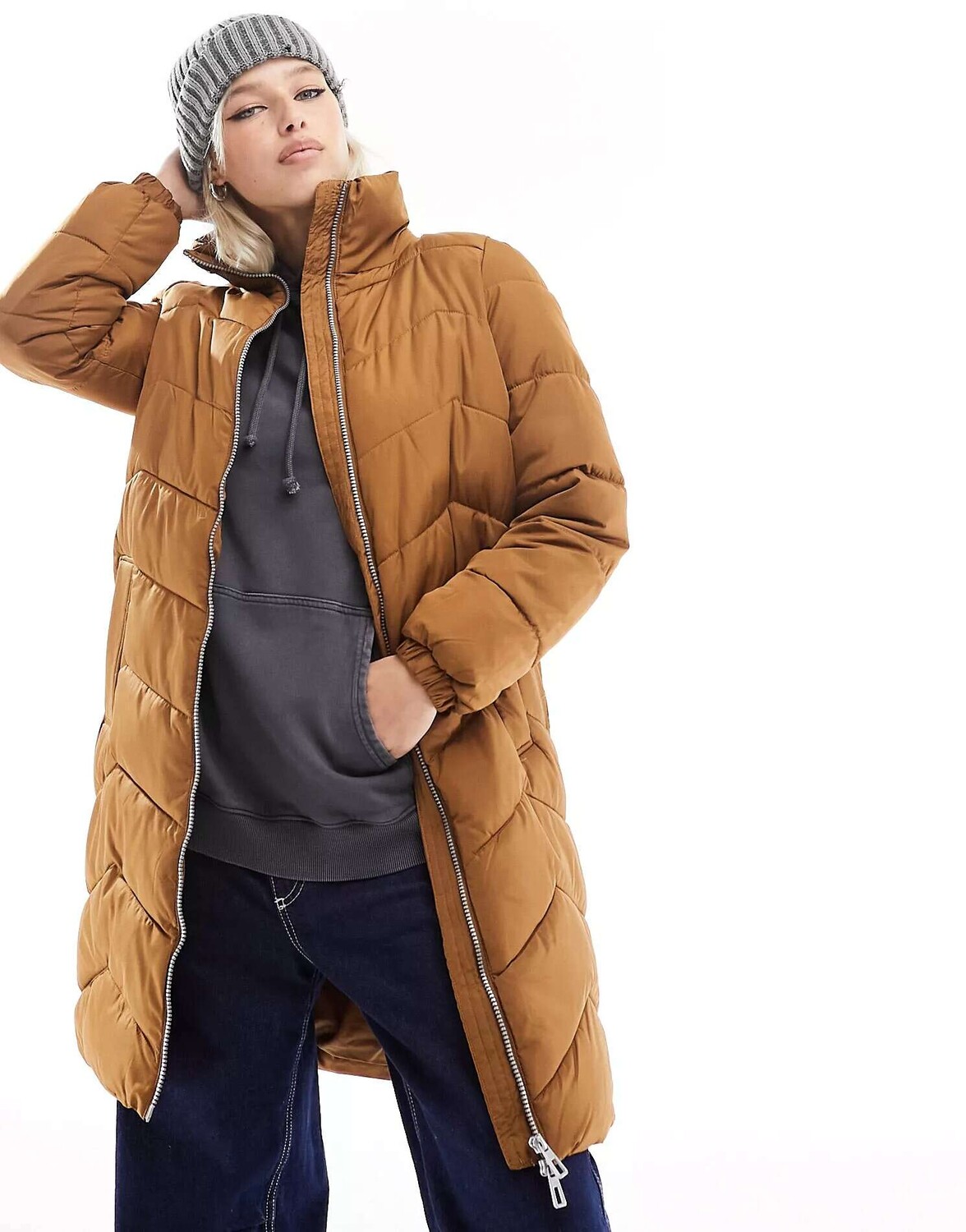 

Синий удлиненный пуховик Vero Moda