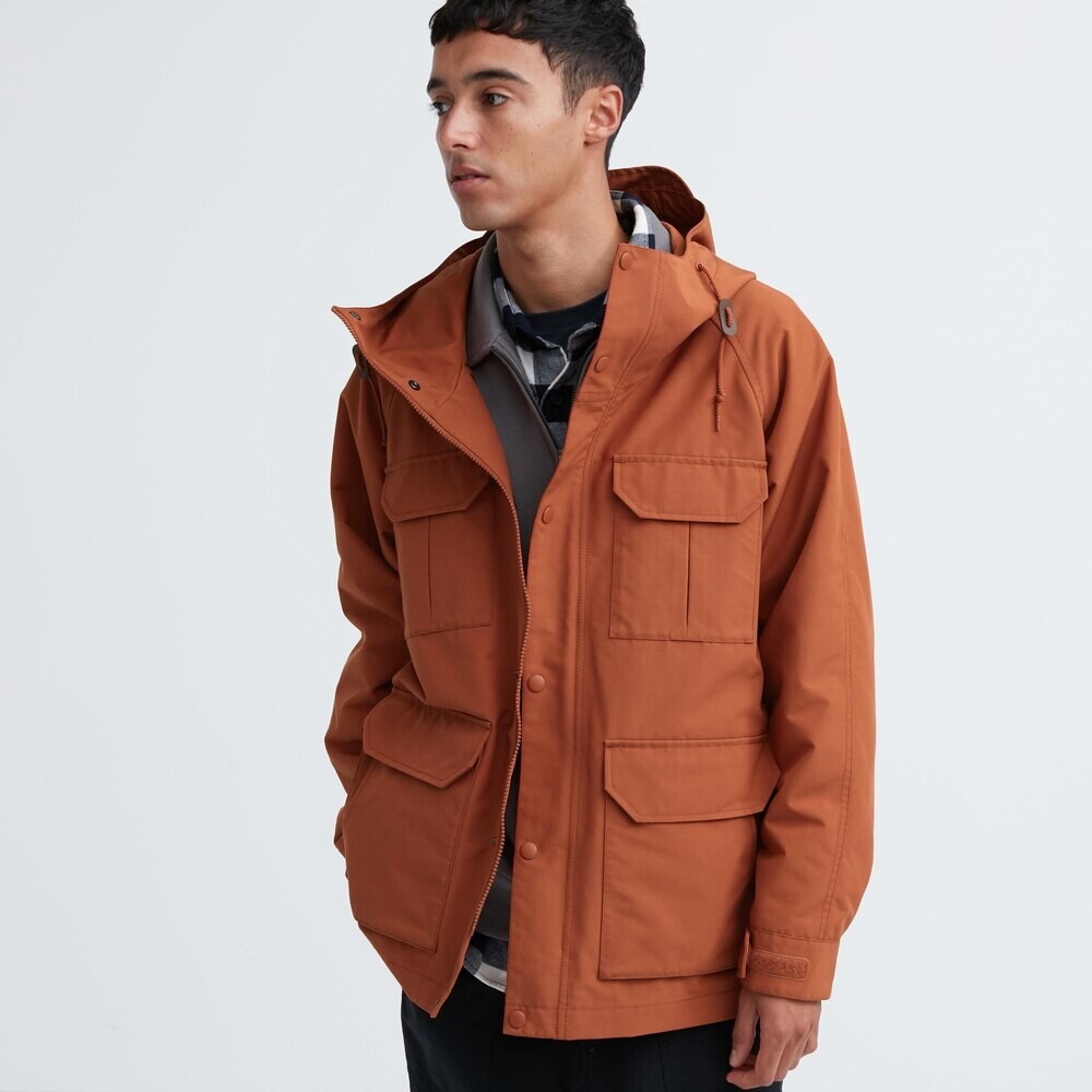 

Uniqlo Мужская одежда/Женская одежда/Парная альпинистская куртка (прочная водонепроницаемая свободная осень)