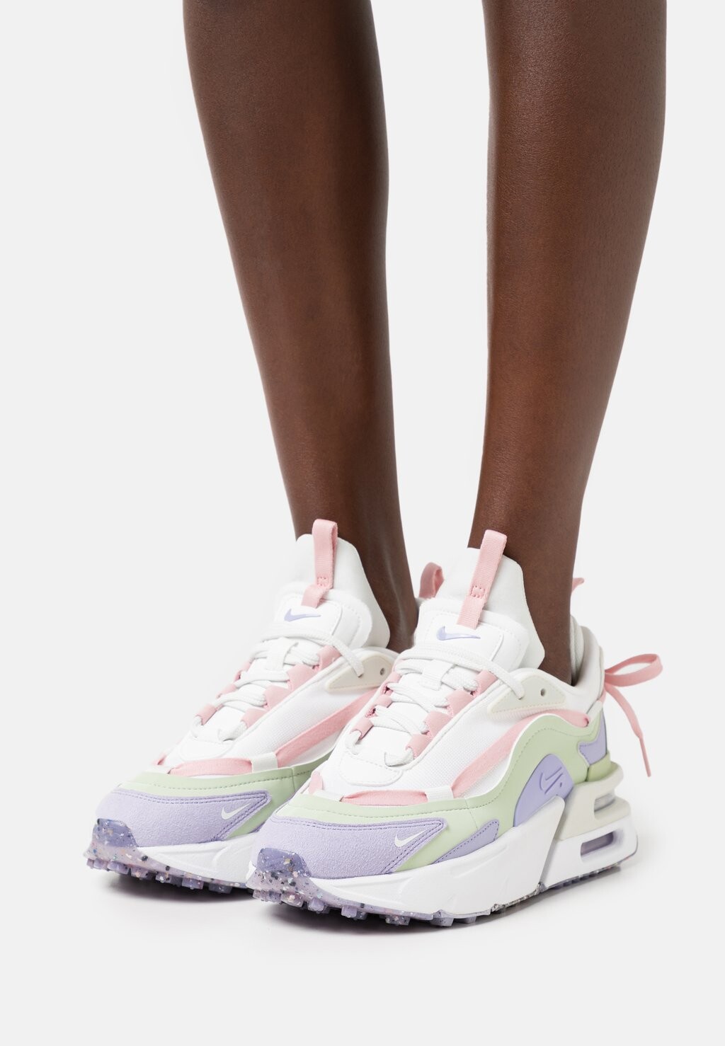 

Кроссовки Nike Air Max Furyosa, белый верх / фиолетовый рассвет