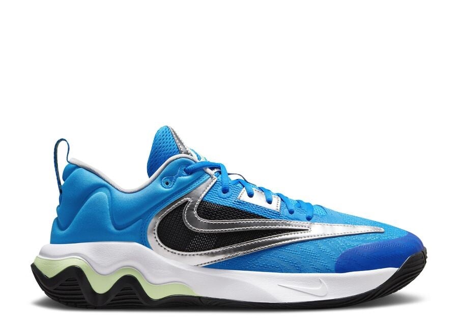 

Кроссовки Nike Giannis Immortality 3 'Ode To Your First Love', синий