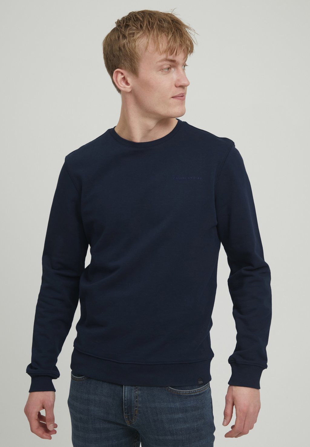 Толстовка Severin Crew Neck Casual Friday, цвет navy blazer