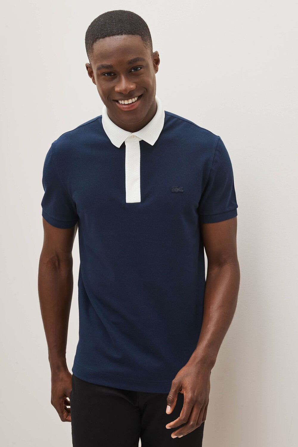 

Синяя мужская футболка-поло Core Essentials Lacoste, синий